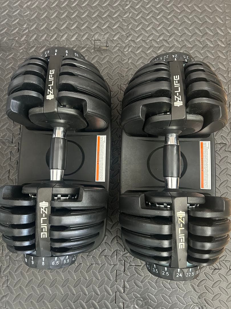 IZ-LIFE 可変式ダンベル 24kg 2個セット、トレーニングベンチ付