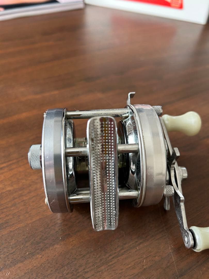 ABU 5500C ベイトリール