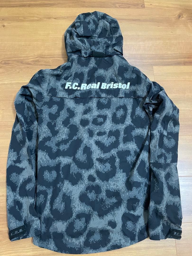 Nike soph fcrb ソフ ヒョウ jkt レオパード supreme