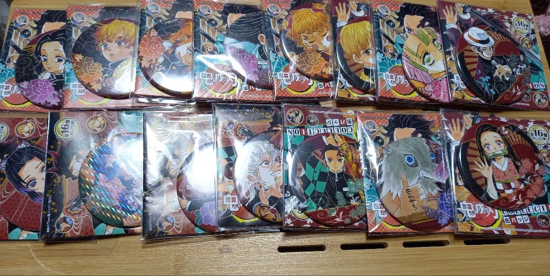 鬼滅の刃 コレクション缶バッジ 大量 まとめて