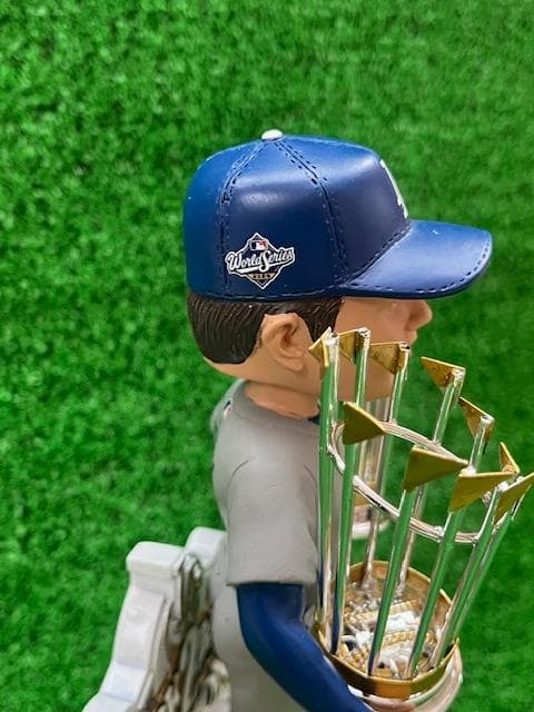 大谷翔平2025WS\"BACK TO BACK”CHAMPIONSフィギュア