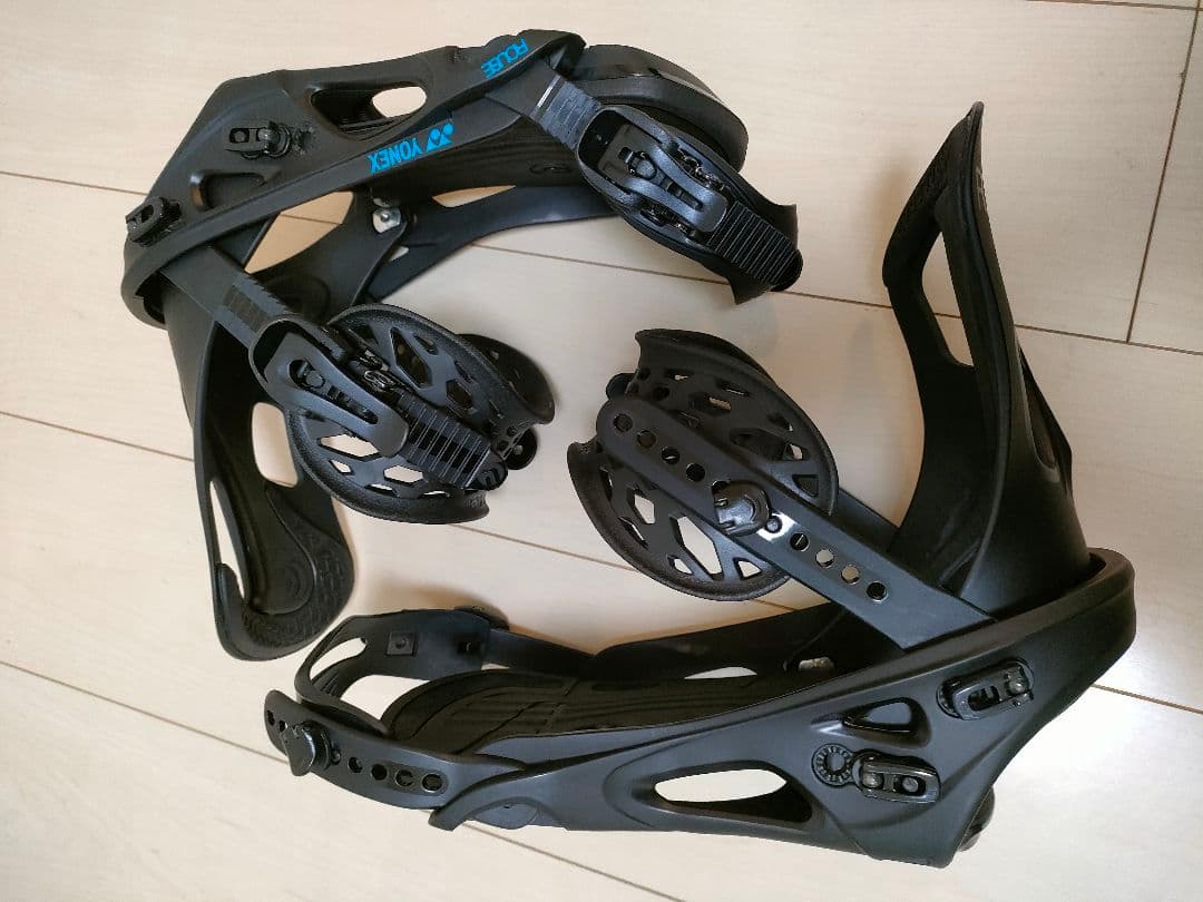 YONEX ROUSE Mサイズ FLUX TT　フラックス
