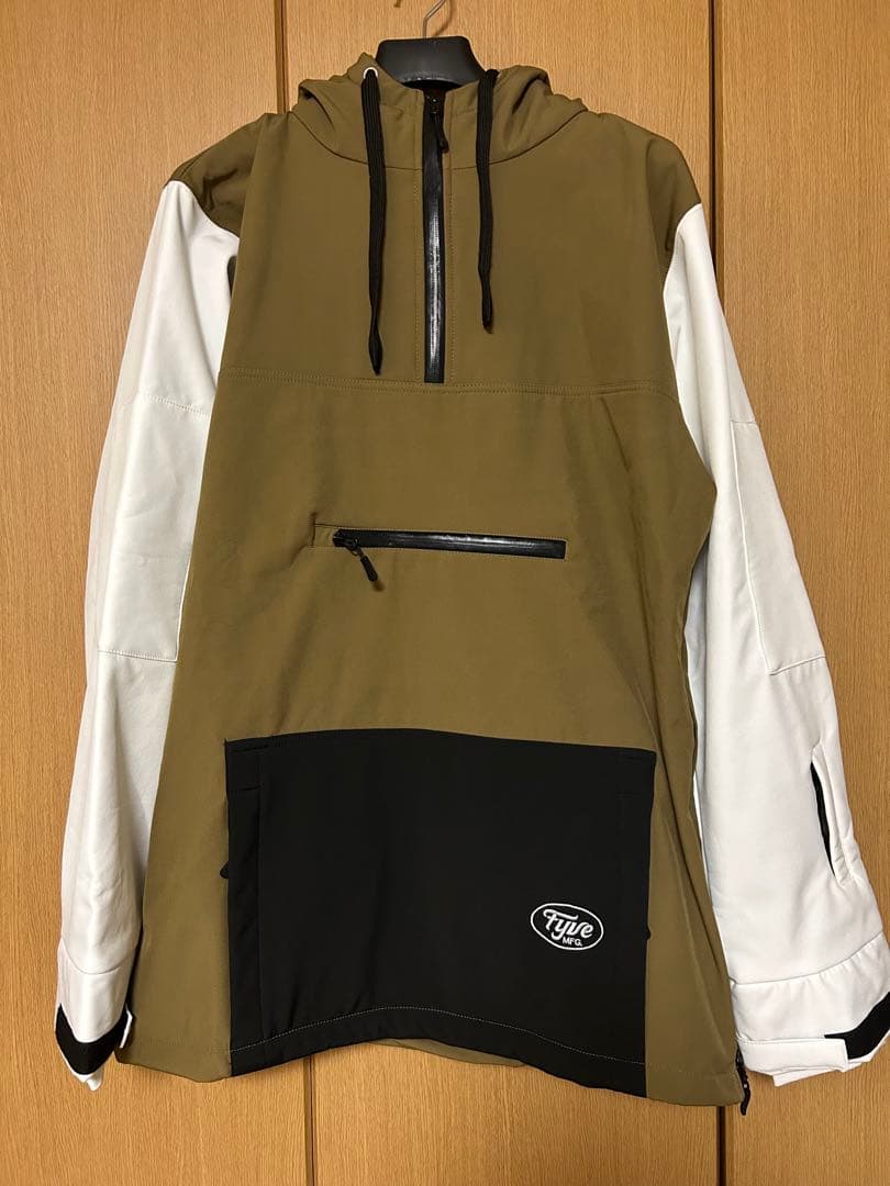 Fyve ファイブ スノーウェア 上下セット スノーボードウェア Lサイズ