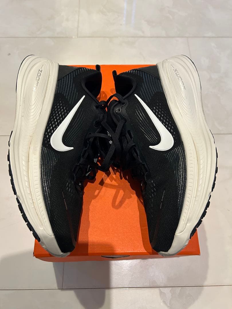 【吉田広行】Nike (ナイキ) ボメロ 18