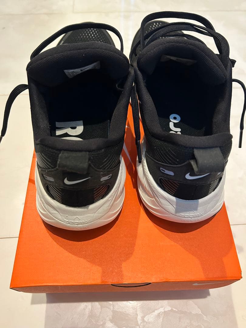 【吉田広行】Nike (ナイキ) ボメロ 18