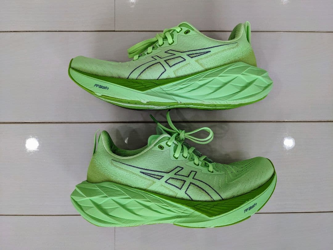 asics/アシックス　NOVABLAST 4/ノヴァブラスト4　26cm