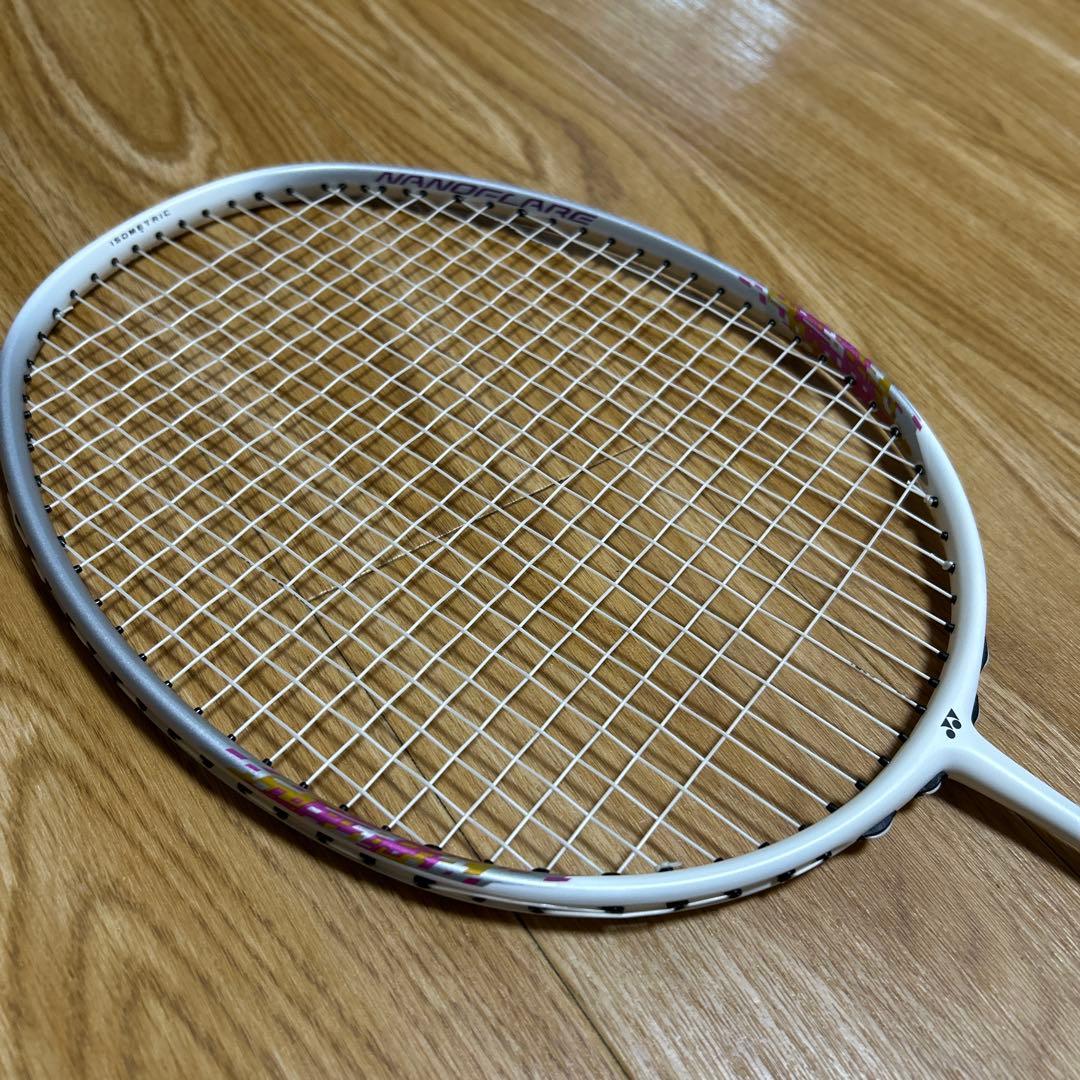 【美品】ヨネックス NANOFLARE 10BPバドミントン ラケット　4UG5