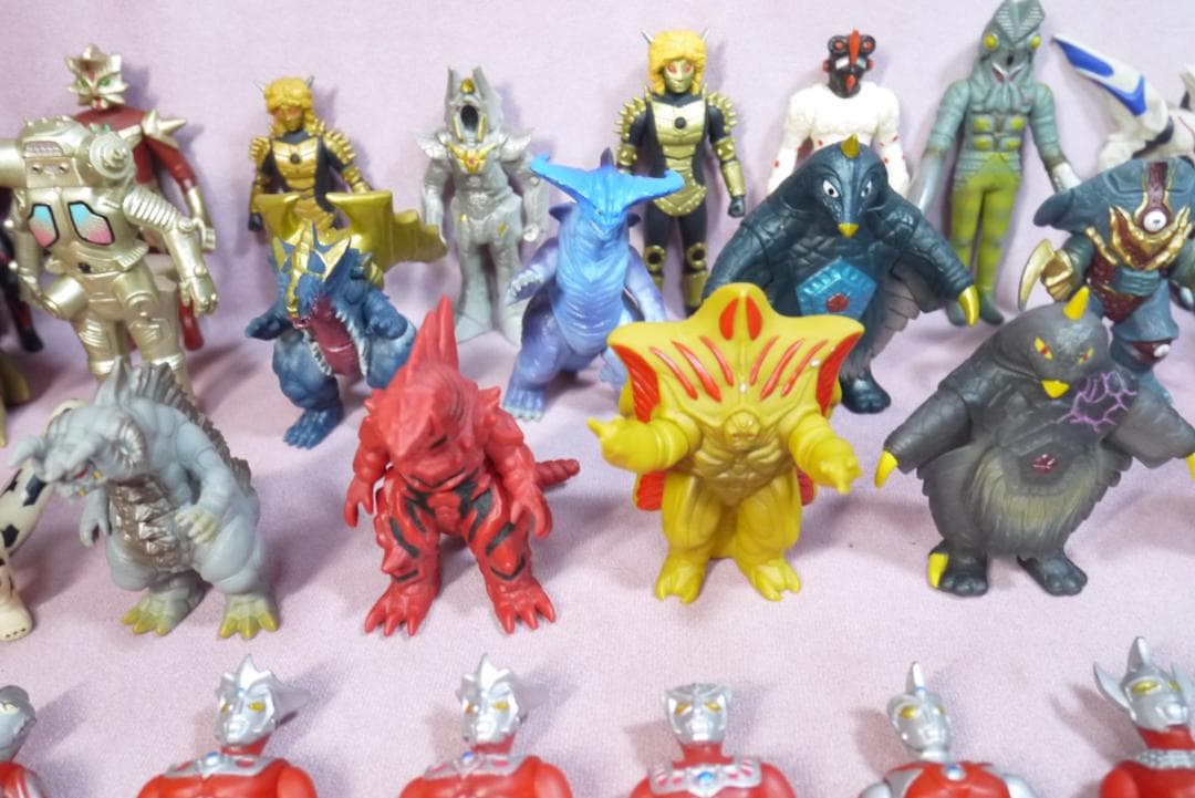 ウルトラマン　ウルトラ怪獣　ミニソフビ　103体