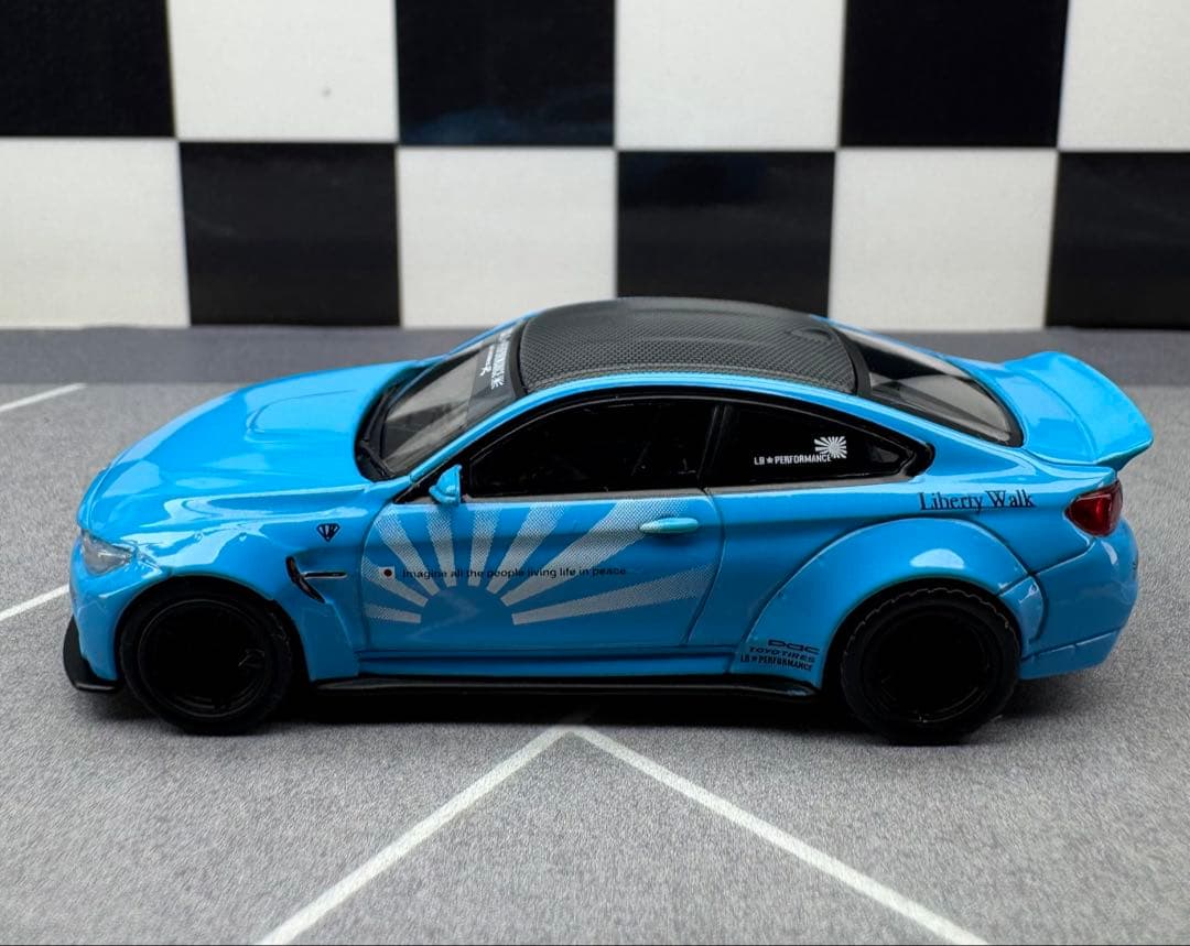 MINI GT LB★WORK  M4