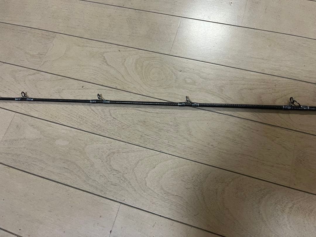 【美品】SHIMANOシマノ22リアランサー ヒラメ 64 M270/LEFT