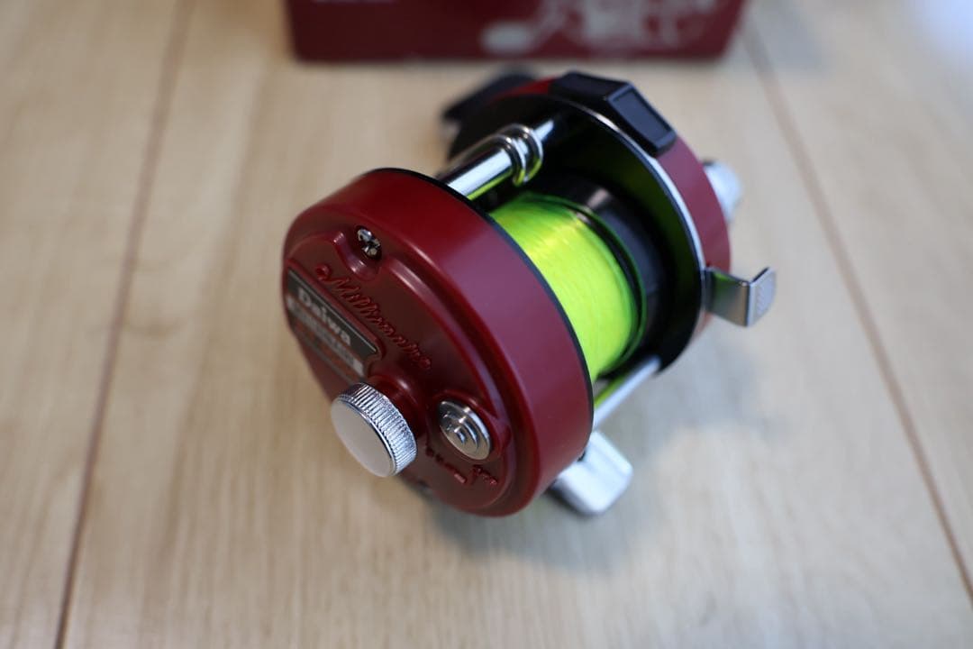【希少・極美品】ダイワ ミリオネア ST-1000 箱・布袋付き オールドリール