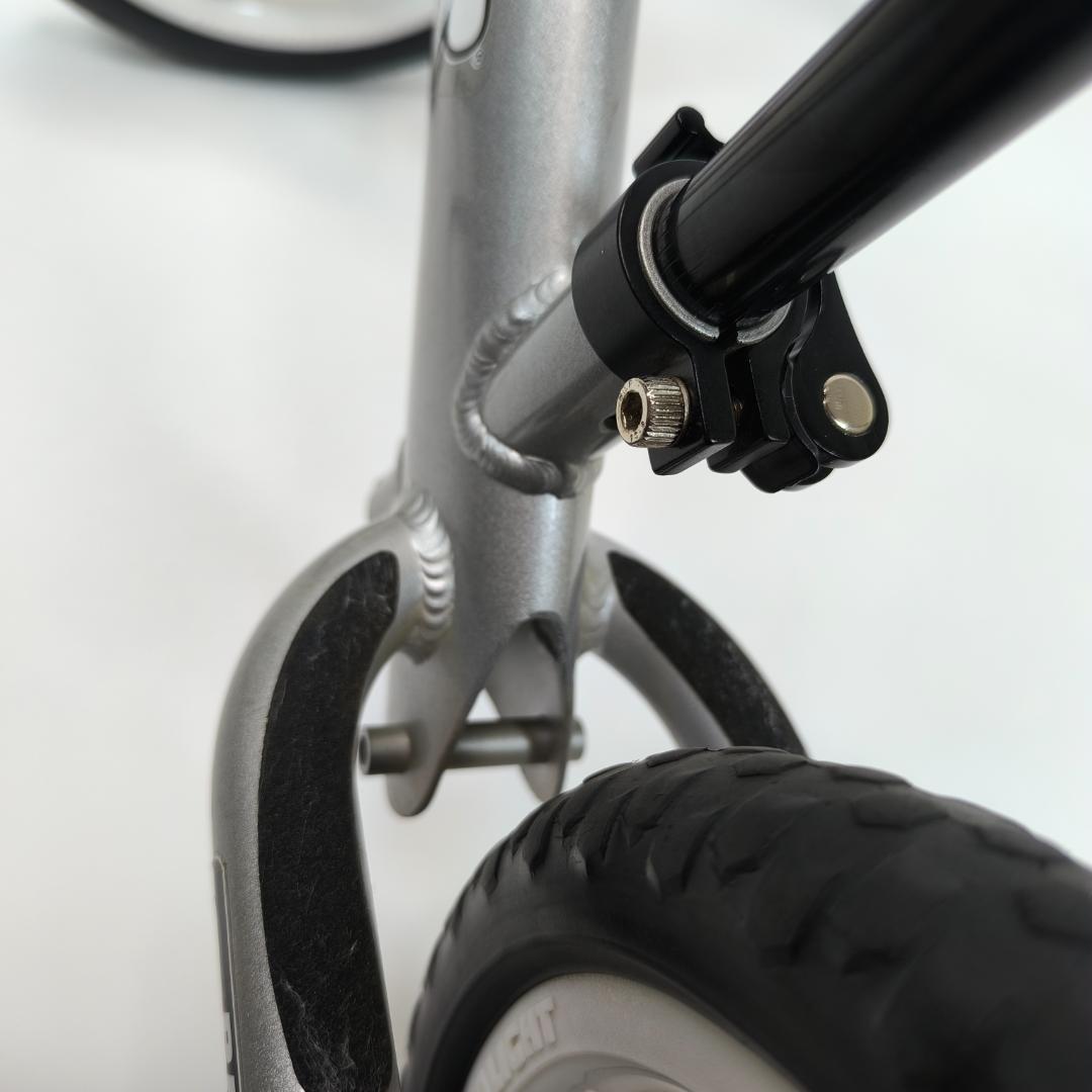 【美品】ストライダー 12 PRO バランスバイク シルバー 最軽量 プロモデル