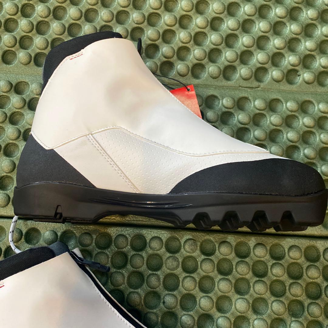 クロカンスキーブーツ　　アトミック23.5センチ