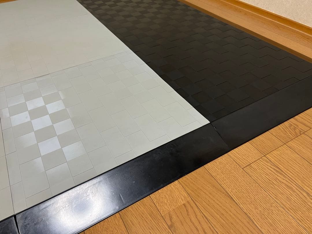 ウエサカ　ラバータイル　ラバーマット　トレーニングマット　ジムマット　ホームジム