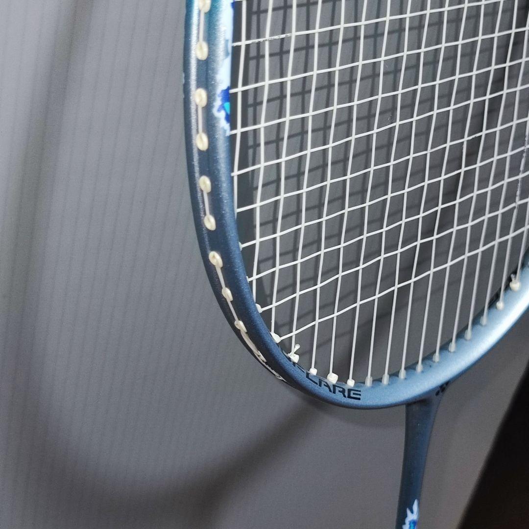 YONEX NANOFLARE 300 バドミントンラケット 4UG5 テープ付