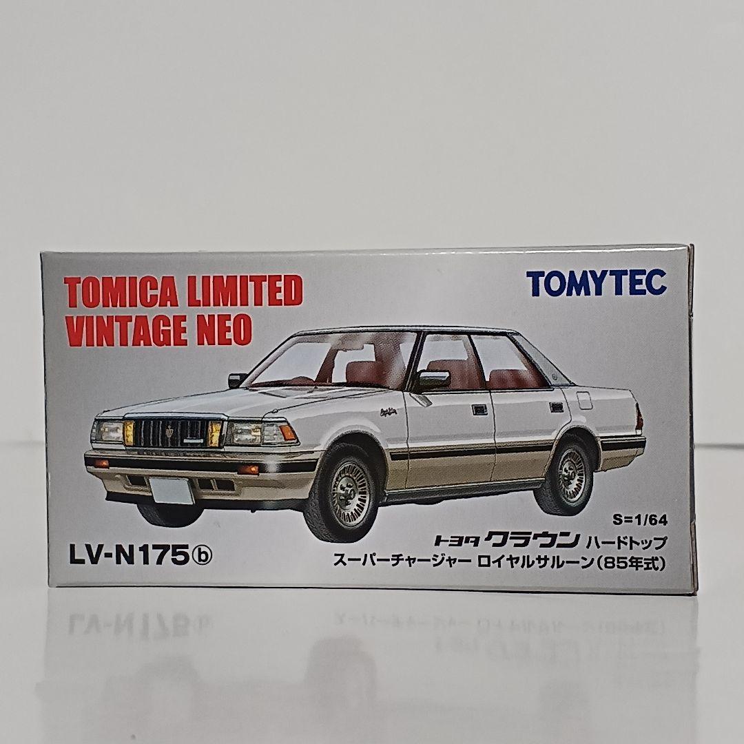 トミカリミテッドヴィンテージネオ トヨタクラウンハードトップ LV-N175b