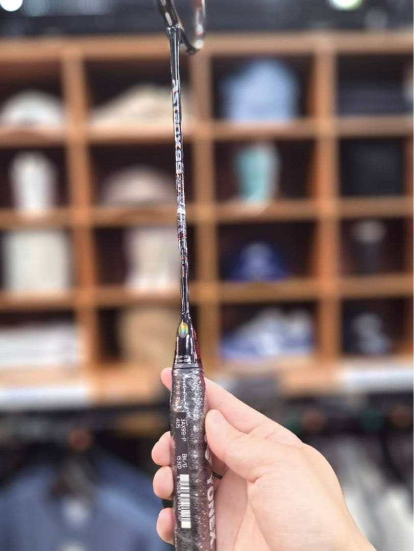 YONEX ASTROX 99 プロ バドミントンラケット 4UG5