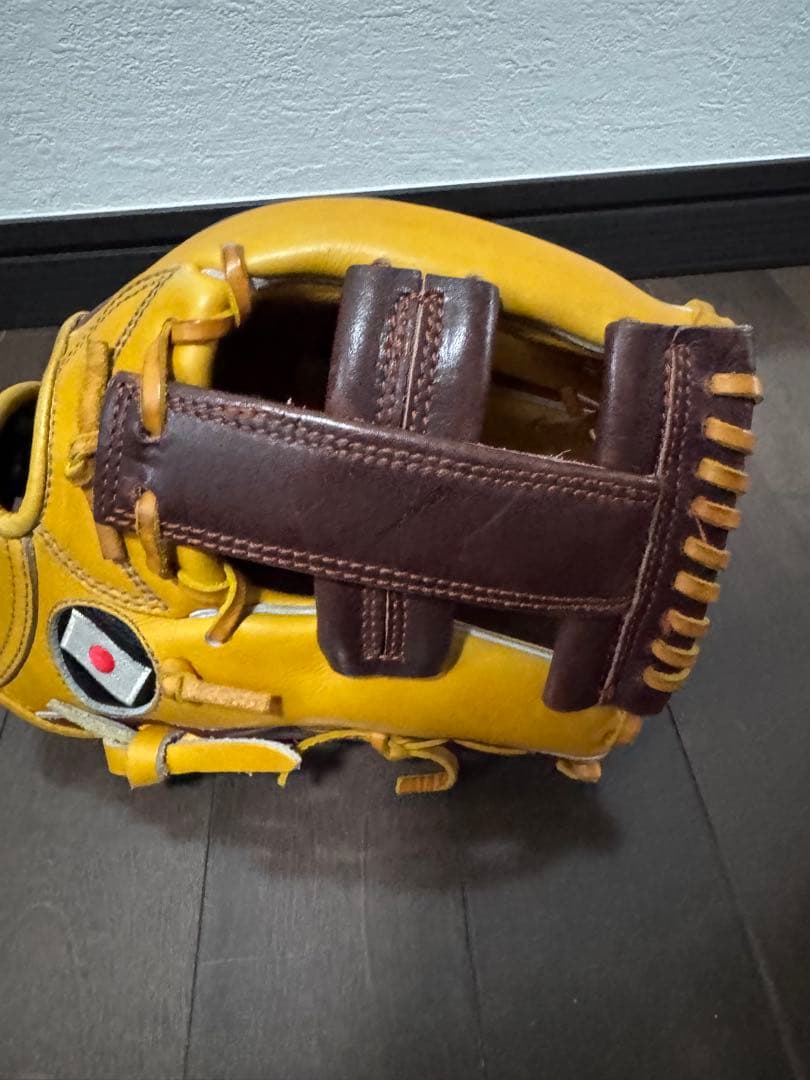 ZETT PROSTATUS 軟式用グローブ　内野手用 日本国旗刺繍