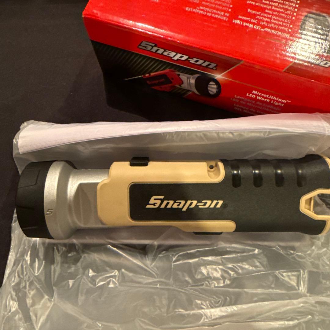 スナップオン　CTL761 LEDライト　タン