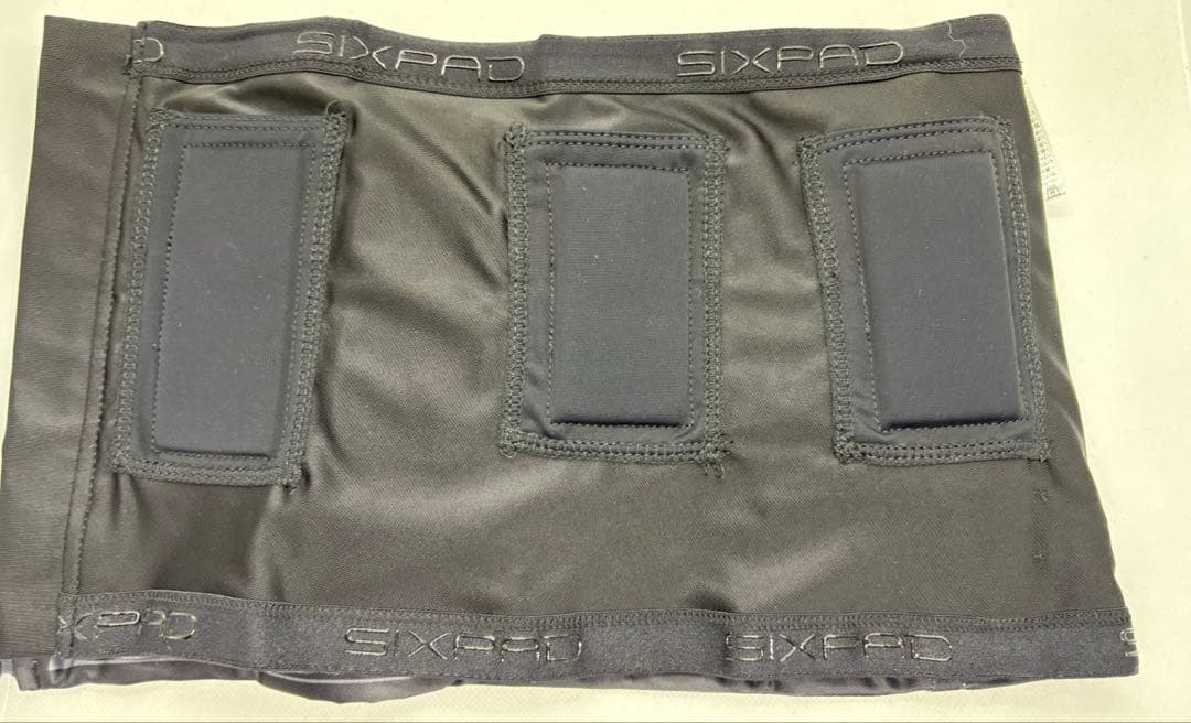 【三連休特別価格】【美品】SIXPAD パワースーツ コアベルト M
