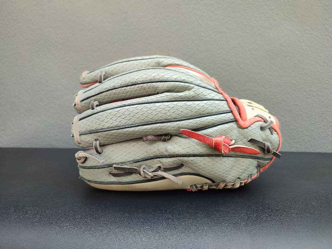 軟式グラブ Wilson ワナビーヒーロー 内野手用 D5型