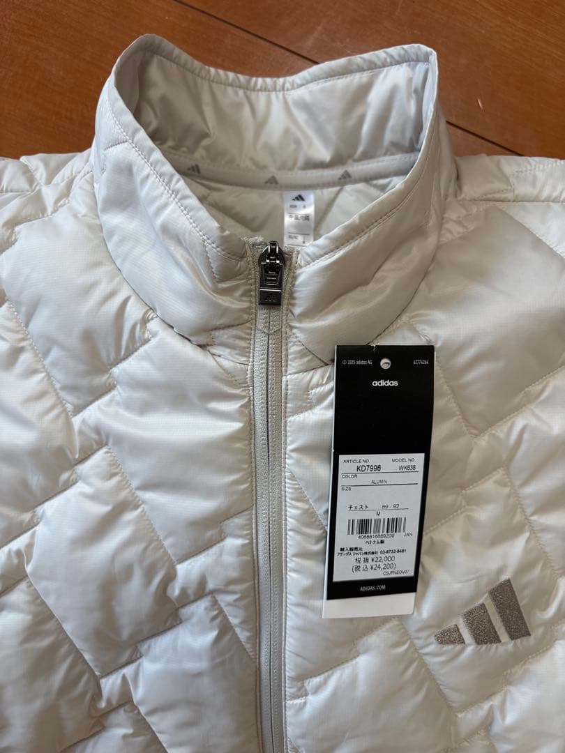adidas ホワイト キルティングジャケット