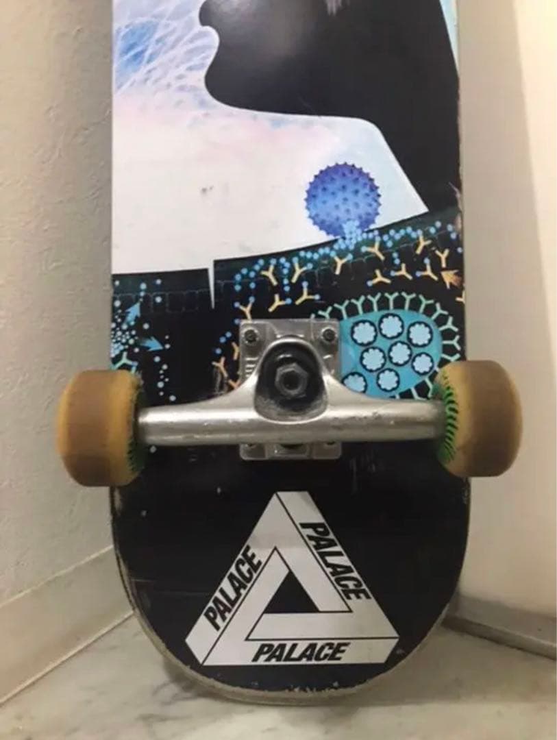 【早い者勝ち】PALACE skateboard パレス スケボー