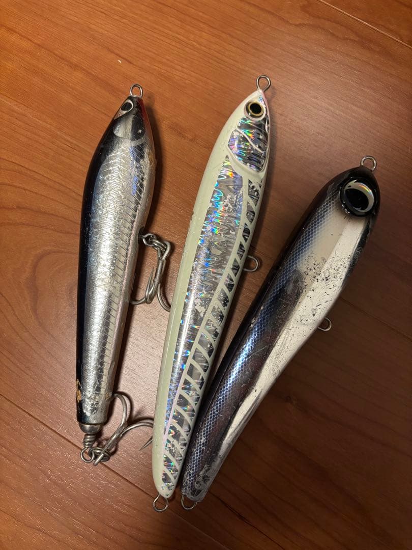 ラピード230 ララペン200 ロデオ185 青物ルアー