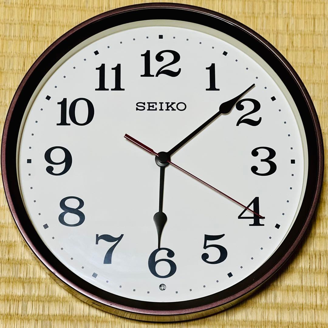 【美品】SEIKO アナログ掛時計 電波時計 ブラウン＆ホワイト KX223B
