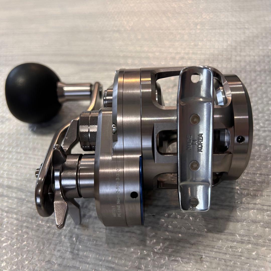 【美品】ダイワ（Daiwa） ベイトリール 15ソルティガ 15HL左巻き