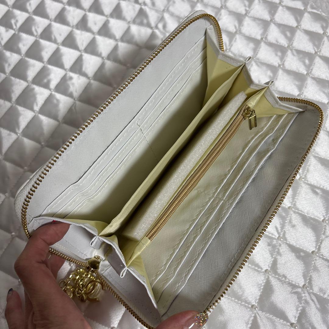 CHANEL ノベルティ ロングウォレット ホワイトキルト 長財布 ファスナー式