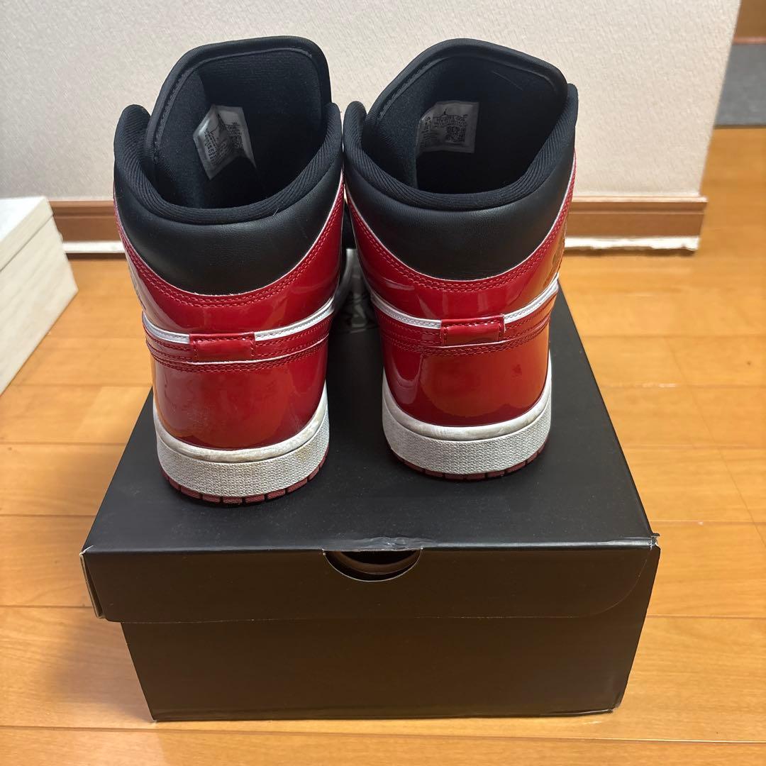 AIR JORDAN1 MID SE 赤箱あり27.5