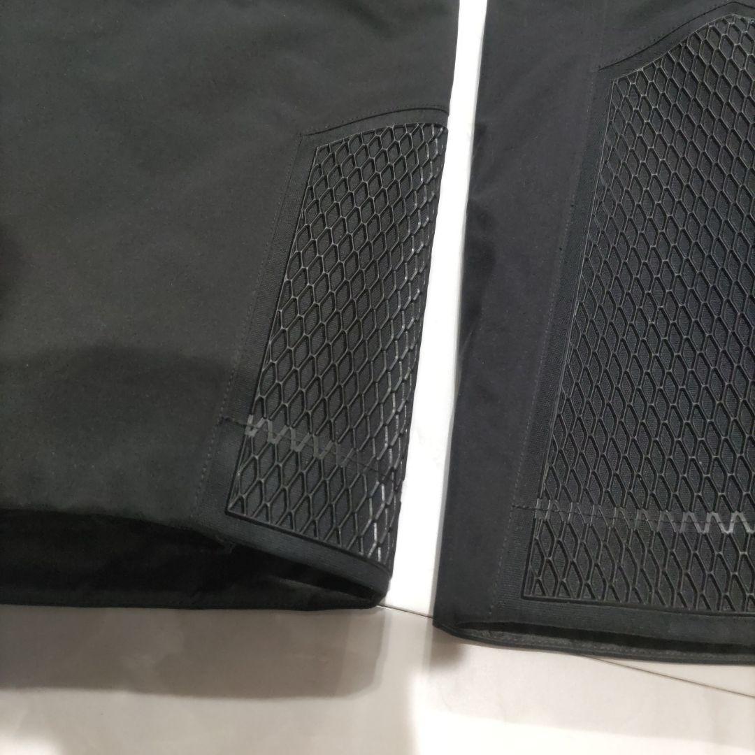 最終お値下げ。Arc'teryx GORE-TEX RUSHビブパンツ　M