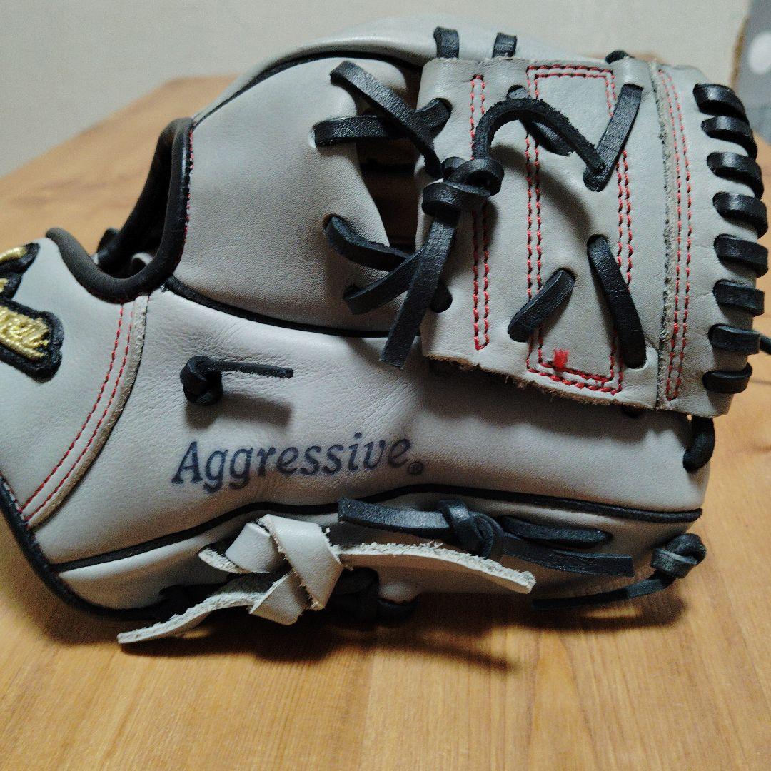 Slugger Aggressive 野球用グローブ グレー