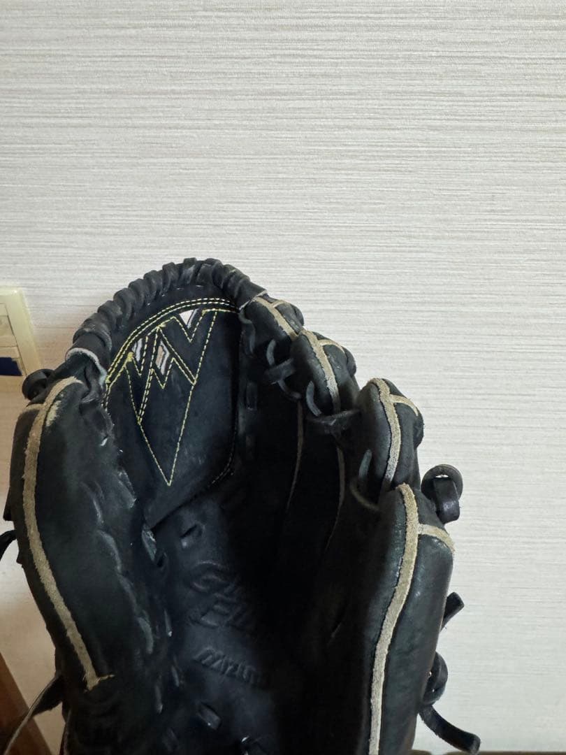 Mizuno ブラック 軟式グローブ 右投げ用
