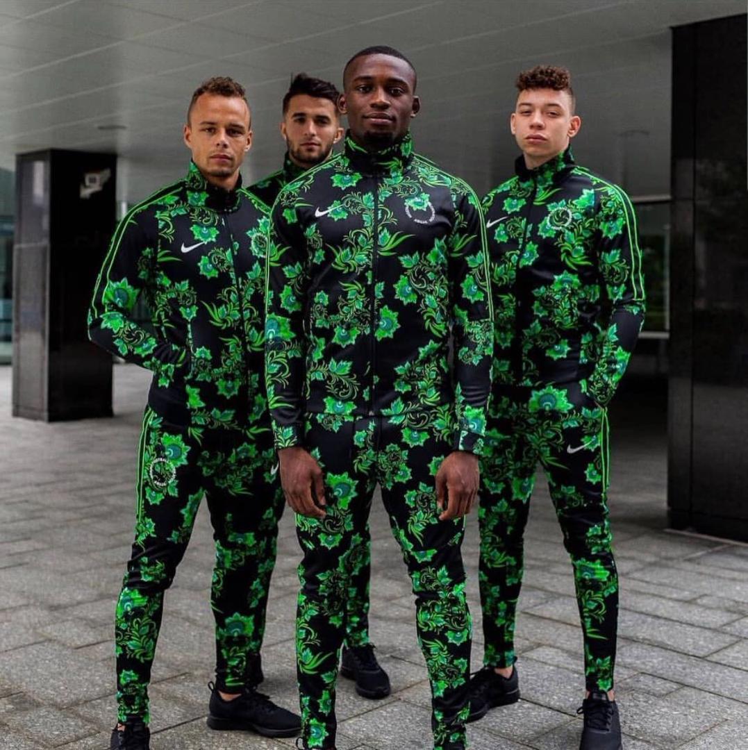 未使用！希少　Nike ナイキ　 NAIJAナイジェリアセットアップ