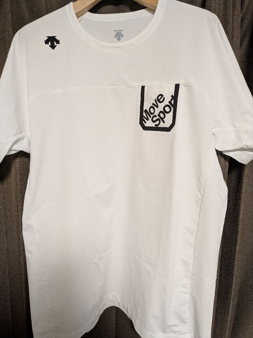 DESCENTE　Tシャツ2枚とキャップ