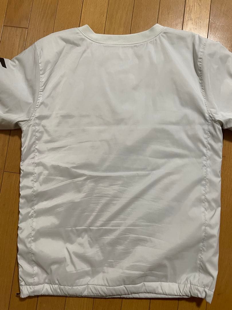 NEWERA Vネック　中綿入りジャケット　L