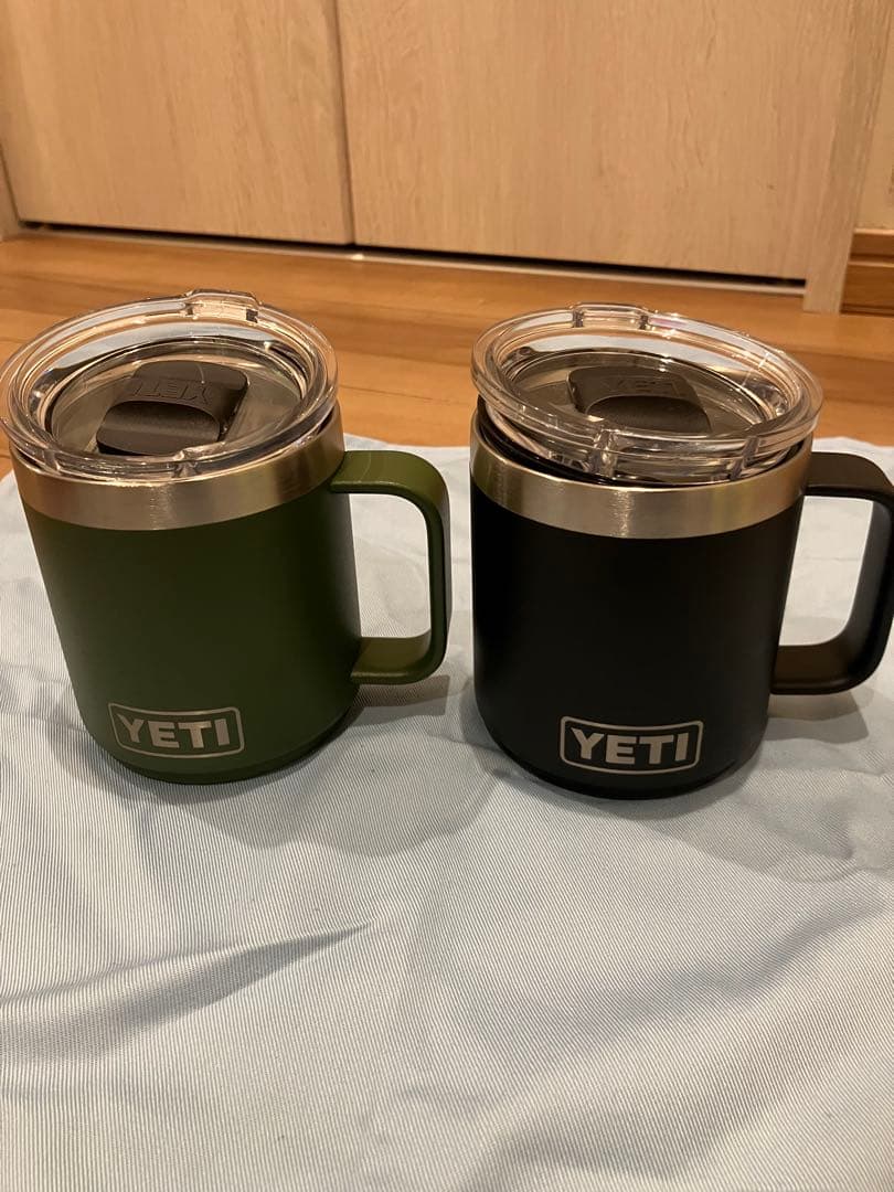 YETI イエティ　マグカップ2カラー【中古品】　ノベルティ缶ステッカー