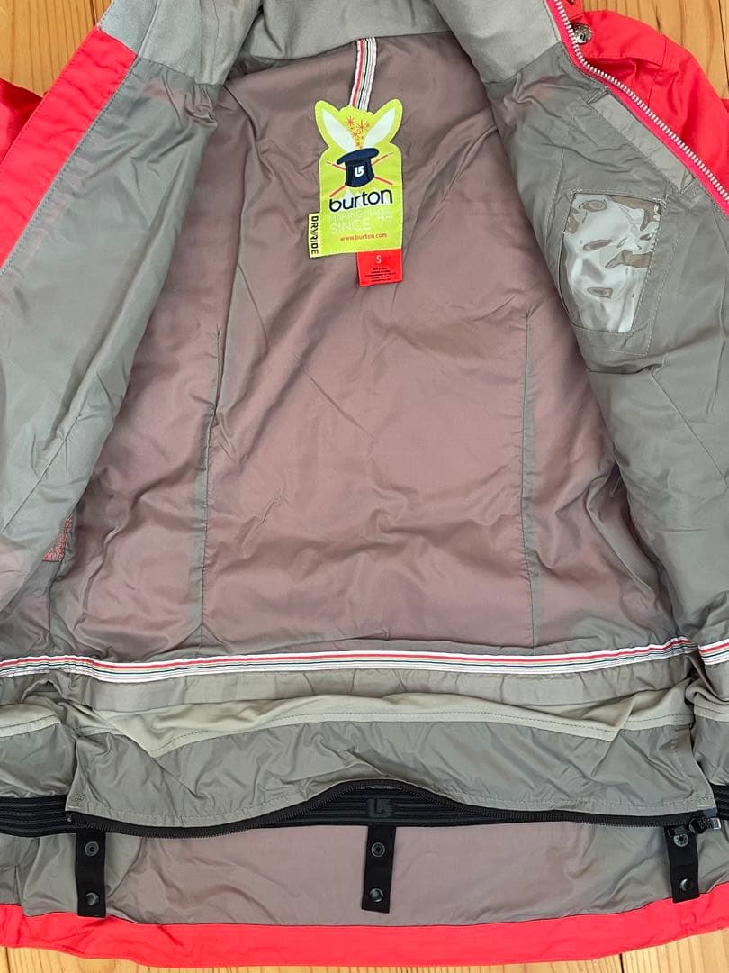 burton 女性用　スキー・スノーボードウェアS