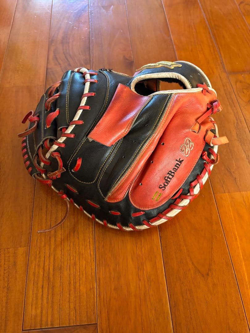 プロ野球　元ソフトバンクホークス 山下斐紹選手キャッチャーミット