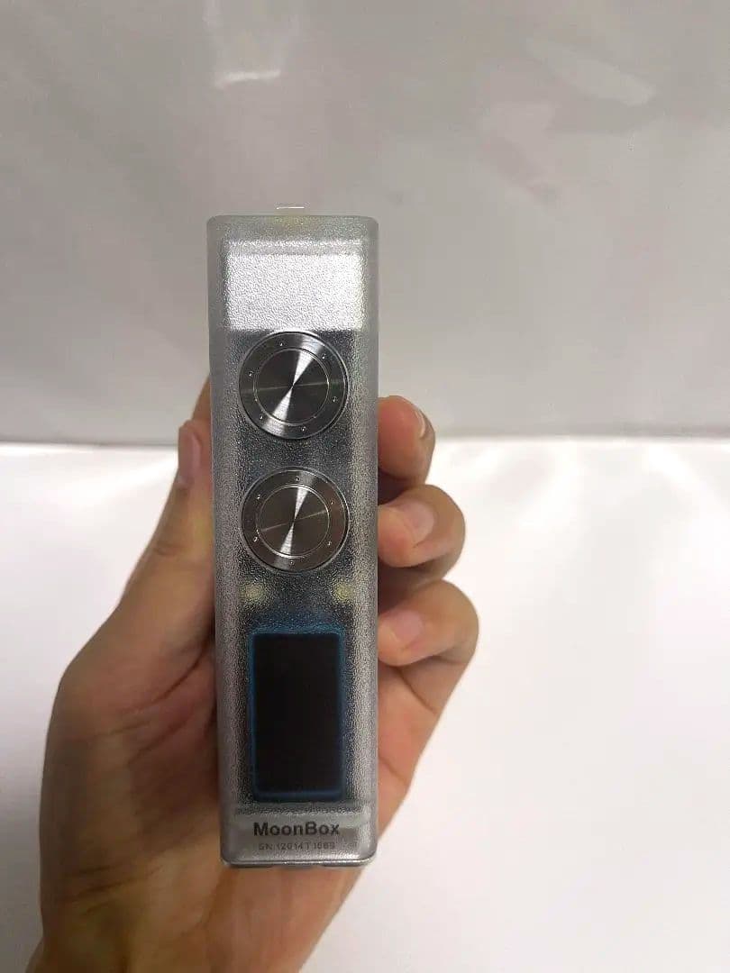 LUMINTOP MooN1.0X 10000ルーメン 懐中電灯