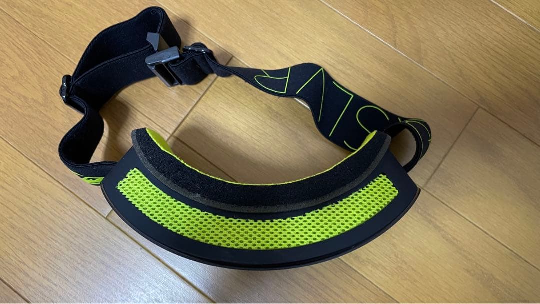 クイックシルバー　スノーボードゴーグル