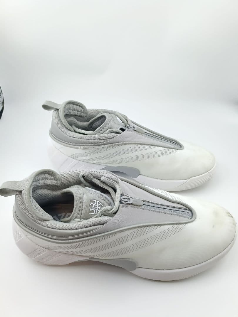 adidas d.o.n issue 7 28.5cm ホワイト・グレー don