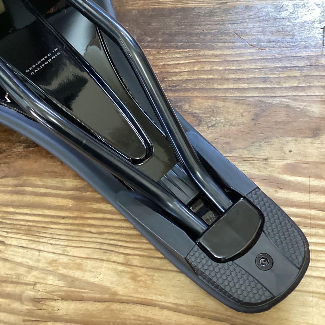 パーツ Specialized Henge Expert Saddle 155mm