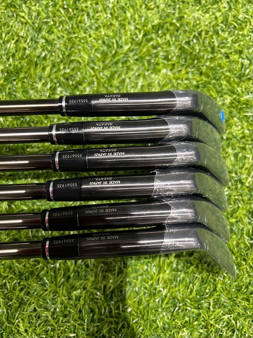 HONMA T//WORLD V BLACK EDITION IRON アイアン