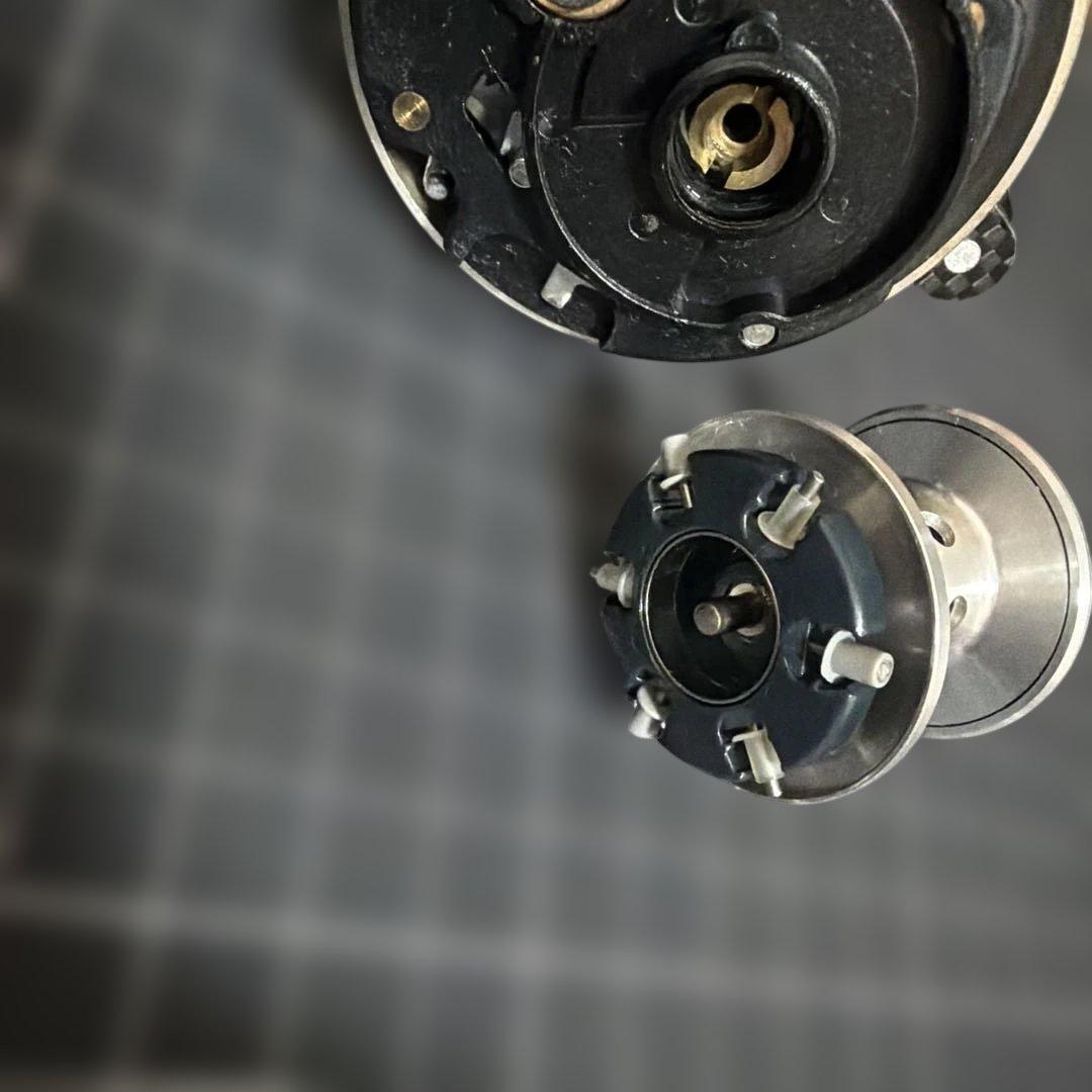シマノ SHIMANO 初代 92 カルカッタ 100 日本製