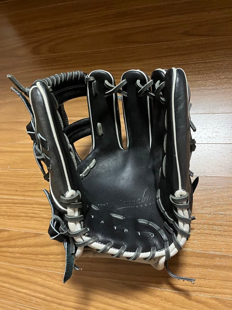 Wilson D5 軟式グローブ ブラック/ホワイト
