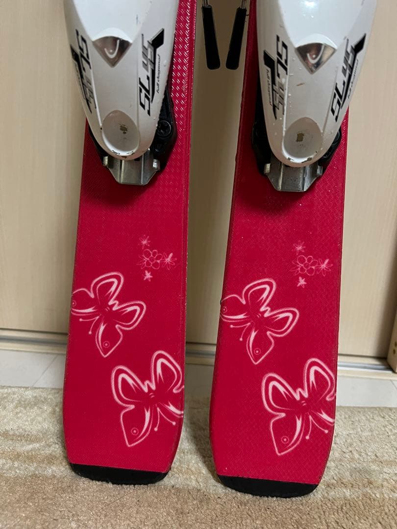 【美品】キッズ用 スキー板106cmスキー靴20cm ストックの4点セットです。