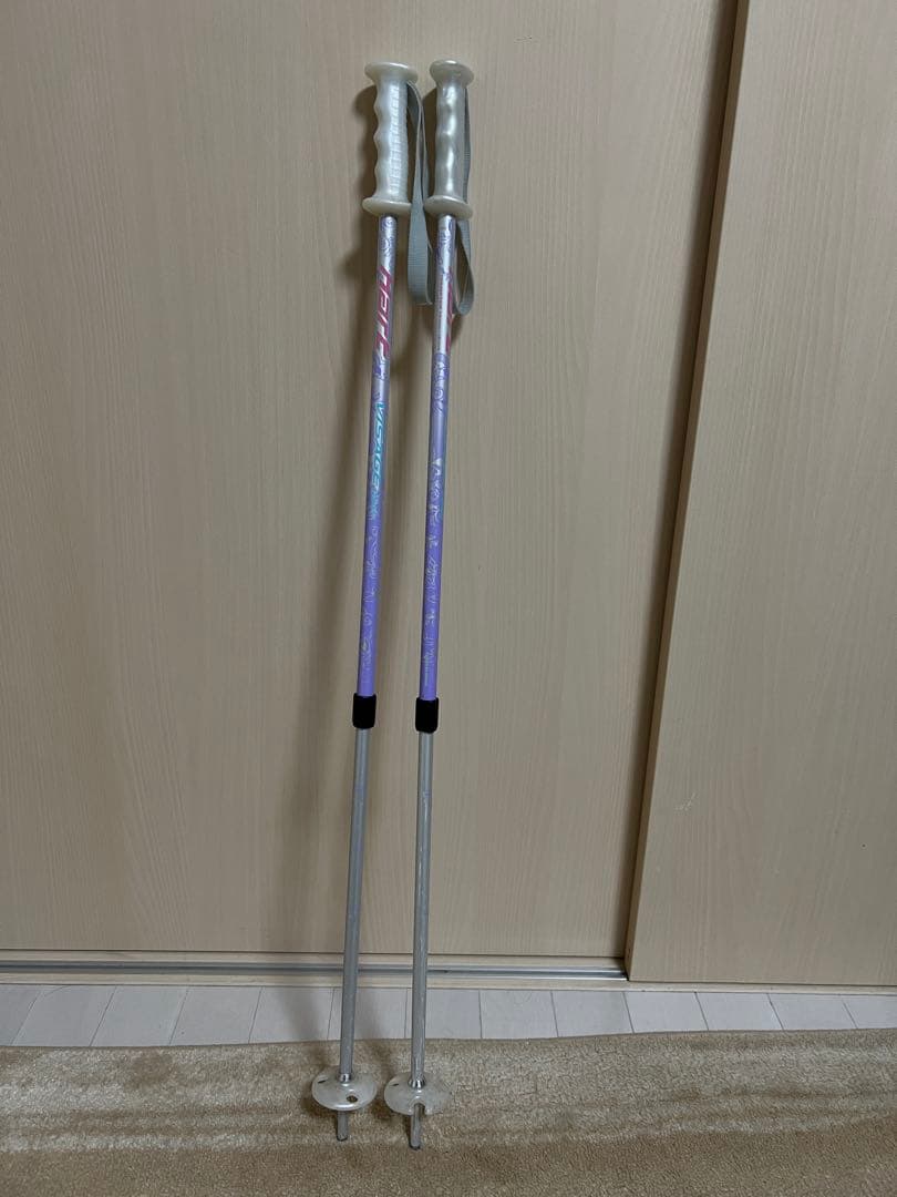 【美品】キッズ用 スキー板106cmスキー靴20cm ストックの4点セットです。